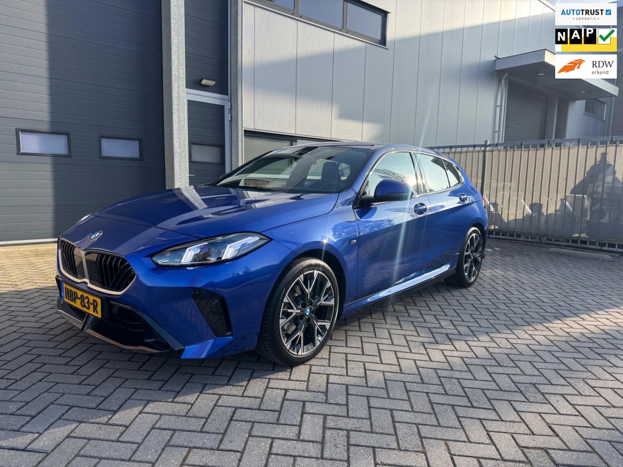 BMW 1-serie - 120i M-Sportpakket, LED, Camera, Harman/Kardon, Leder, etc. - AutoWereld.nl
