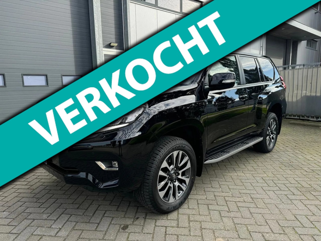 Toyota Land Cruiser - 2.8 D-4D Professional VAN 204PK, Stoelventilatie, 360 Camera, Trekhaak, LED, Leder etc. - AutoWereld.nl