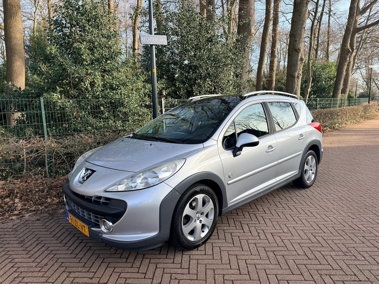 Peugeot 207 SW Outdoor - 1.6 VTi XS Veel opties LEES TEKST - AutoWereld.nl