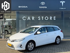 Toyota Auris Touring Sports - 1.8 Hybrid Aspiration Navi Camera Dealer Onderhouden