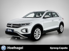 Volkswagen T-Roc - 1.5 TSI Style | Trekhaak | Camera | Adaptive Cruise | Stoelverw. | CarPlay