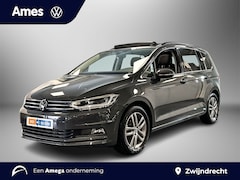 Volkswagen Touran - 1.5 150pk TSI Highline 7p Navigatie 'Discover Media' | Velgen 'Salvador', 17 inch lichtmet