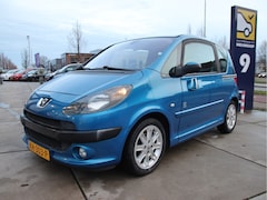 Peugeot 1007 - 1.4-16V Sporty JBL, Nette auto, nieuwe APK Prijspakker