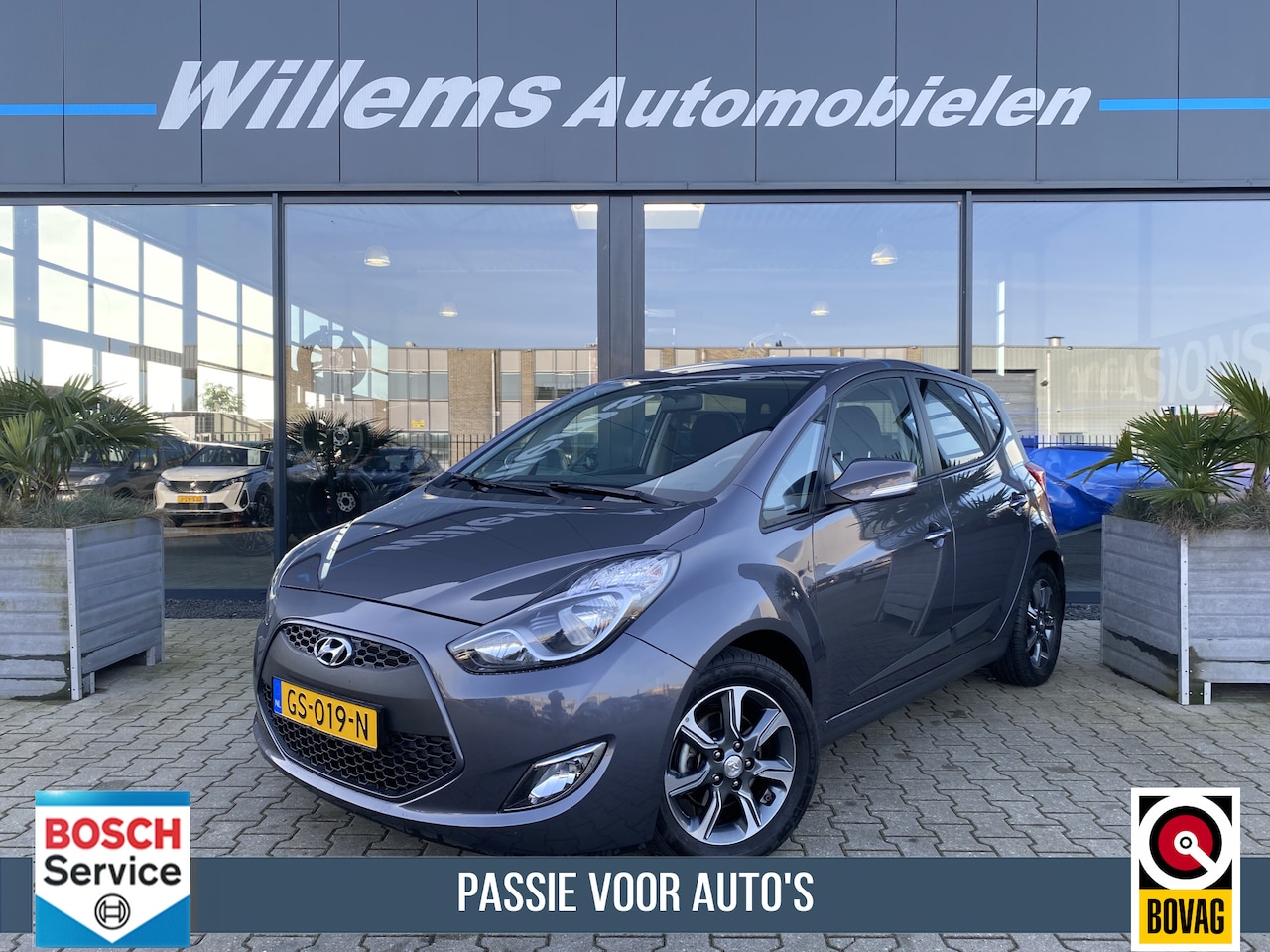 Hyundai ix20 - 1.6i Go! 1e eigenaar unieke auto ! Navigatie , Camera, Trekhaak - AutoWereld.nl