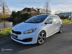Kia Cee'd - 1.0 T-GDi GT-Line / Pano / Camera / Navi