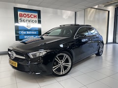 Mercedes-Benz A-klasse - 220 Launch Edition Premium Panoramadak / Leer / Trekhaak /19 inch velgen / sfeerverlichtin