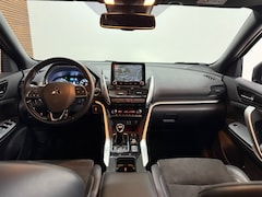 Mitsubishi Eclipse Cross - 2.4 PHEV Instyle | Afneembare Trekhaak | Navigatie | Cruise Control | Camera | Elektrische
