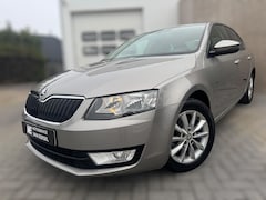 Skoda Octavia - 1.4 TSI Greentech Ambition Business 150PK 1E EIGENAAR / NAVI / CRUISE CONTROL / ECC / NAP