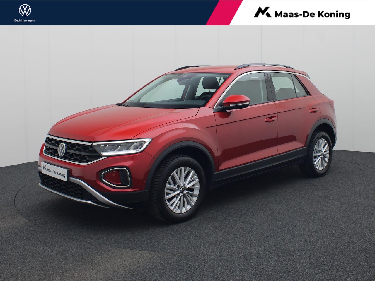 Volkswagen T-Roc - 1.0TSI/110PK Life · Navigatie · Apple/Android Car Play · Parkeersensoren · Garantie tot se - AutoWereld.nl