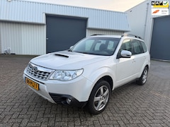 Subaru Forester - 2.0 D XS Premium / 4x4 / Panorama