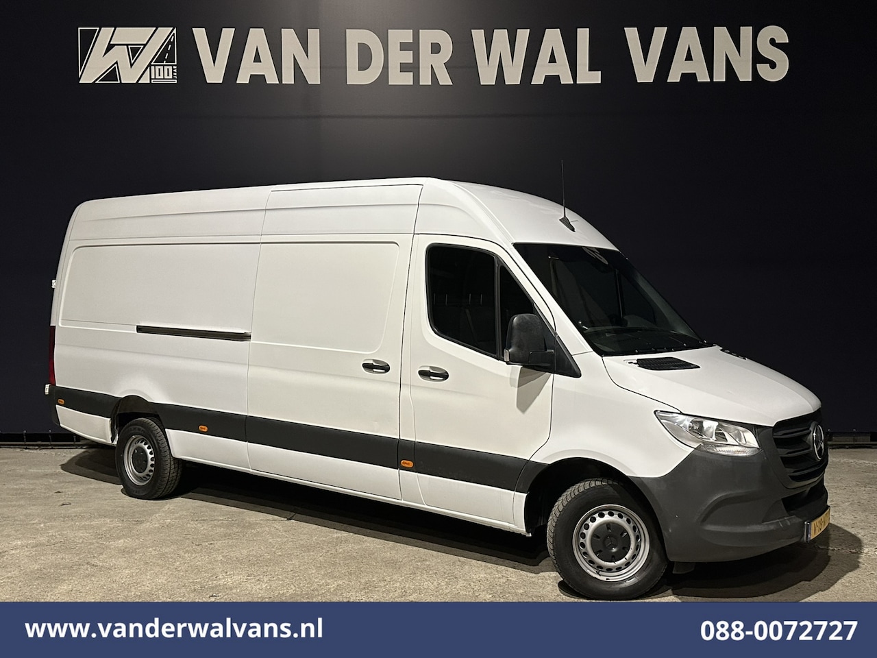 Mercedes-Benz Sprinter - 317 CDI 170pk L3H2 Euro6 Airco | Apple Carplay | Android Auto | Trekhaak Bijrijdersbank - AutoWereld.nl