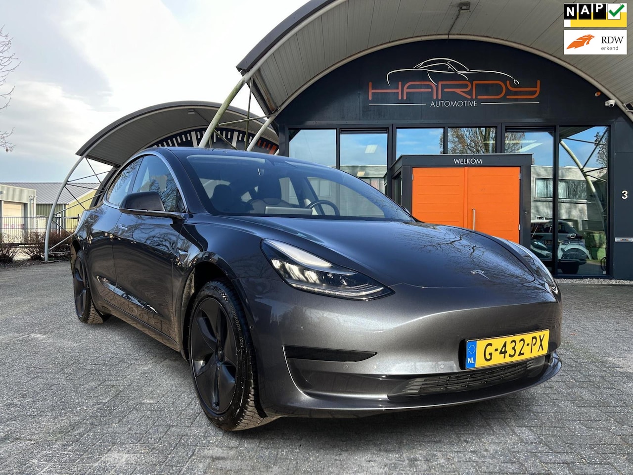 Tesla Model 3 - Standard RWD Plus 60 kWh 4X All Season Rijklaarprijs! - AutoWereld.nl