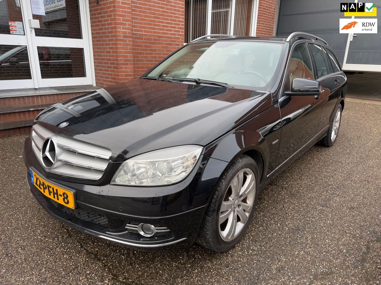 Mercedes-Benz C-klasse Estate - 180 CGI BlueEFFICIENCY Avantgarde 180 CGI BlueEFFICIENCY Avantgarde - AutoWereld.nl