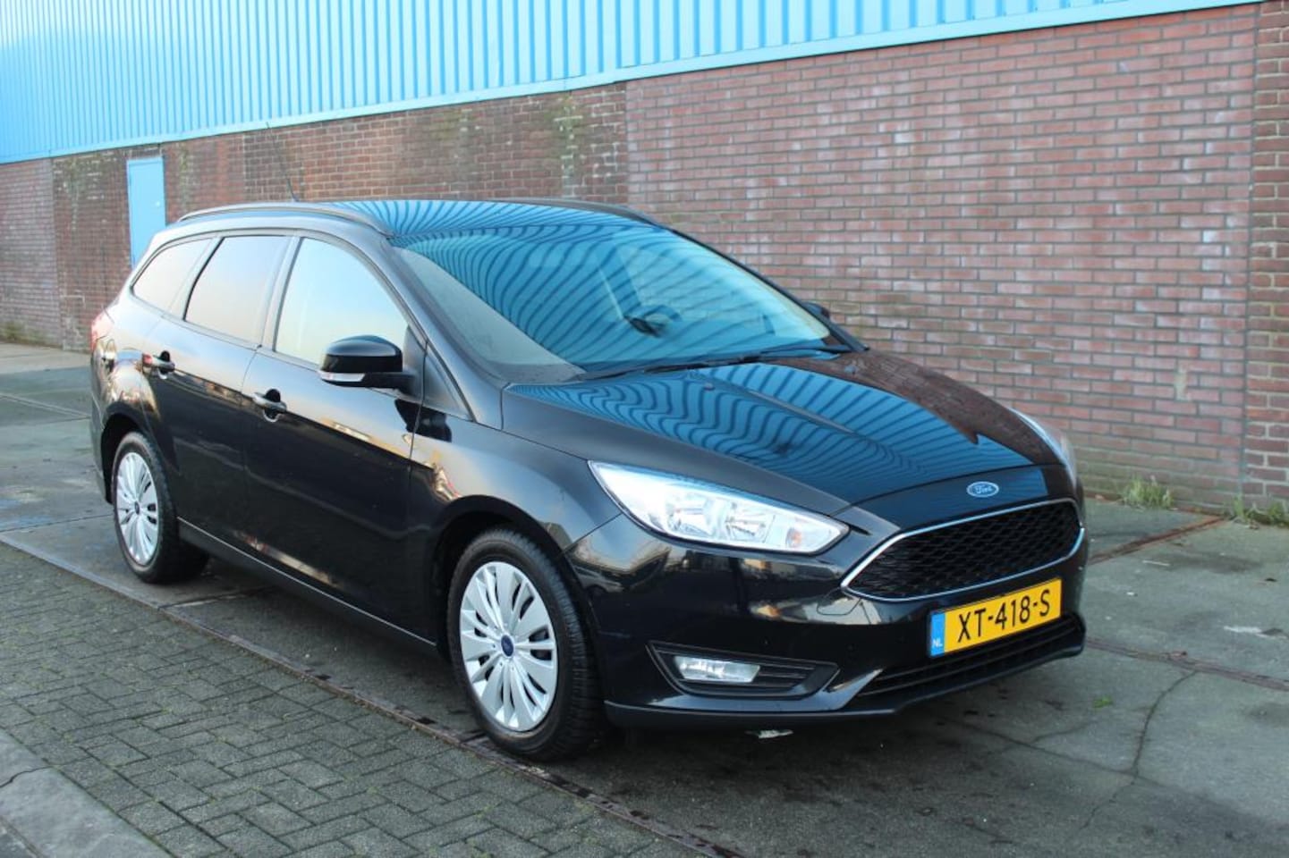 Ford Focus Wagon - 1.0 Titanium 1.0 Titanium - AutoWereld.nl