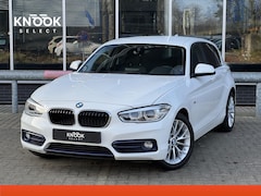 BMW 1-serie - 118i Executive Sport Line 5 deurs / Trekhaak / Sportstoelen / LED / Climate Control / Navi