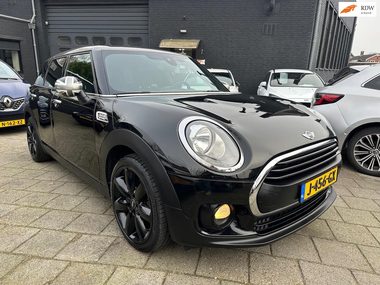 MINI Clubman - Mini 1.5 (136pk) Cooper Pepper! Navi! Leder! - AutoWereld.nl
