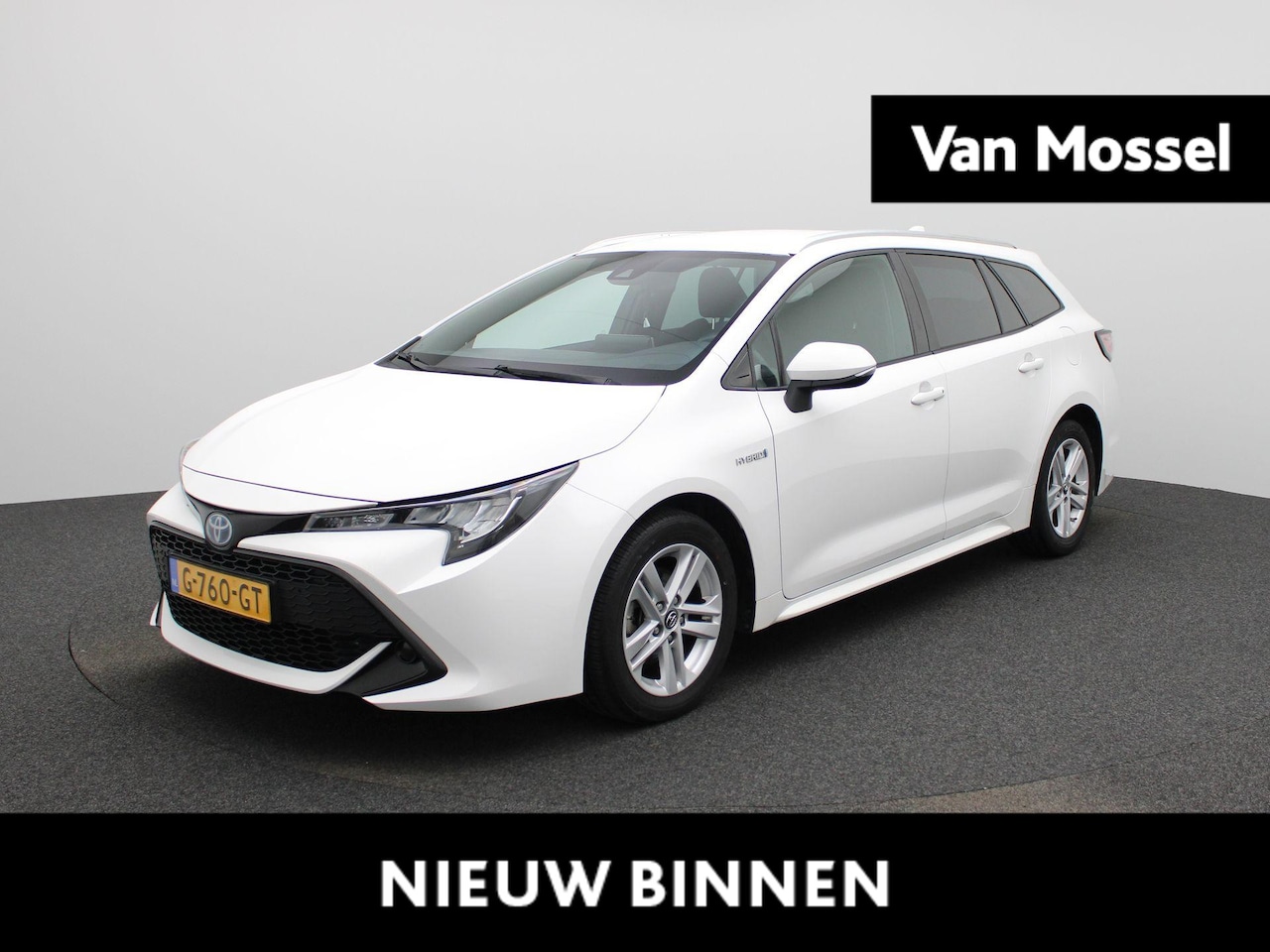 Toyota Corolla Touring Sports - 1.8 Hybrid Active | Camera | Bluetooth | Navigatie | Radio | - AutoWereld.nl