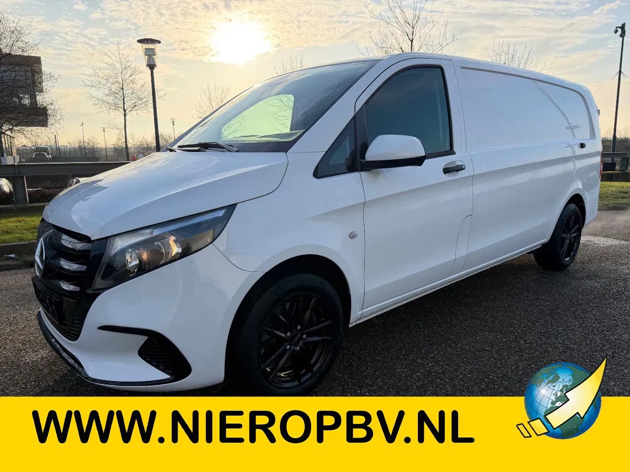 Mercedes-Benz Vito - 116CDI L3H1 Automaat Airco Navi Cruisecontrol FACE LIFT 10000KM - AutoWereld.nl