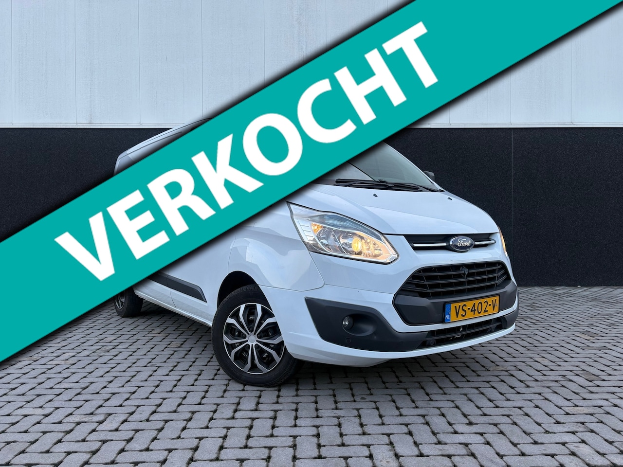 Ford Transit Custom - 2.2 TDCI L1H1- airco - zeer nette auto - cruise - AutoWereld.nl
