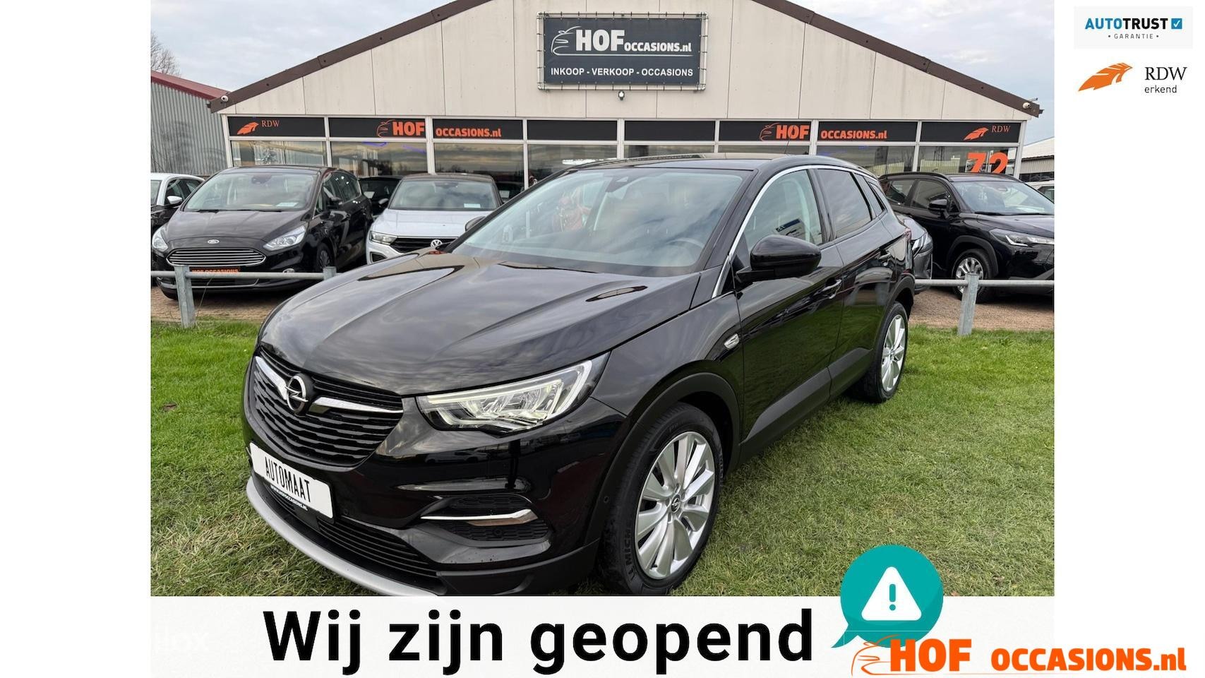 Opel Grandland X - 1.6 Turbo Ultimate AUTOMAAT/LEDER/CAMERA/CARPLAY - AutoWereld.nl