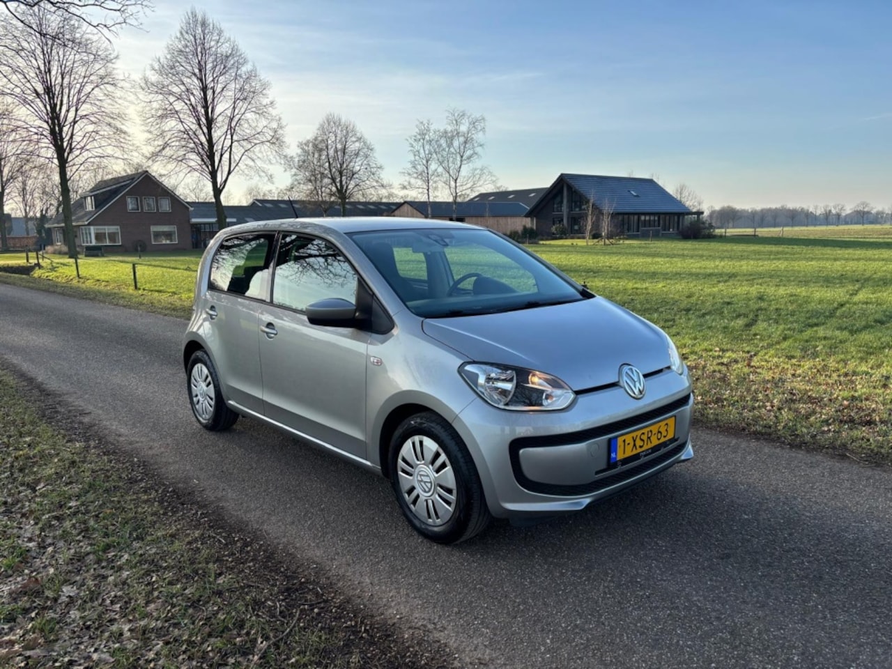 Volkswagen Up! - 1.0 move up! | 5-deurs | Airco | NAP | - AutoWereld.nl