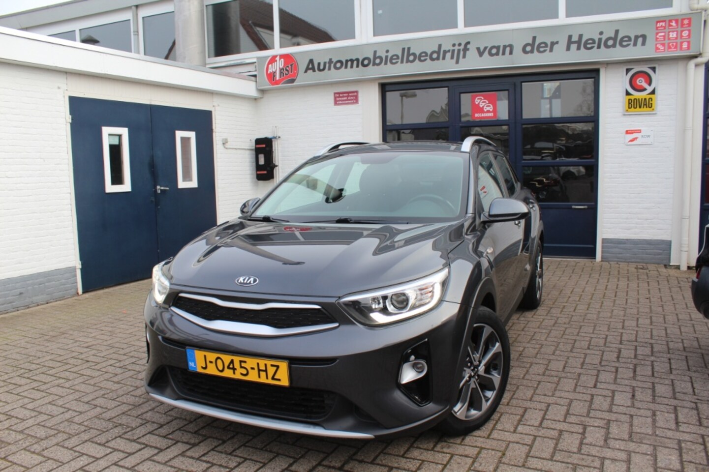 Kia Stonic - 1.0 T-GDi DynamicLine automaat - AutoWereld.nl