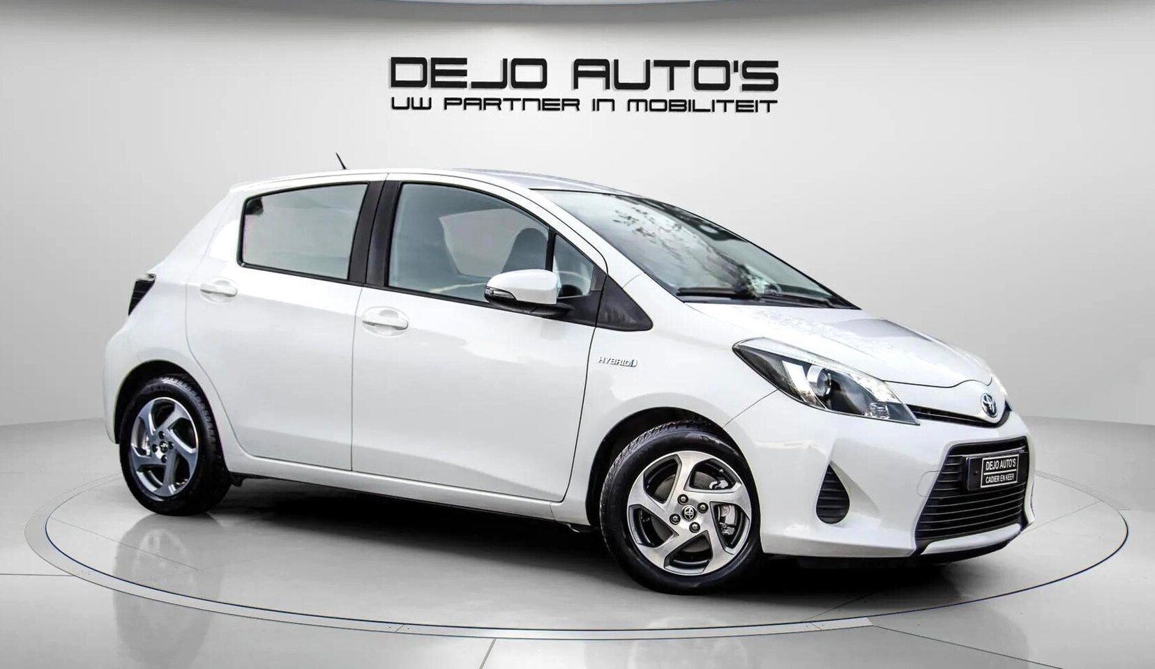 Toyota Yaris - 1.5 FULL HYBRID ASPIRATION NAVI CRUISE-CONTROL AUTO-AIRCO CAMERA ALL-SEASON LM-VELGEN NAVI - AutoWereld.nl