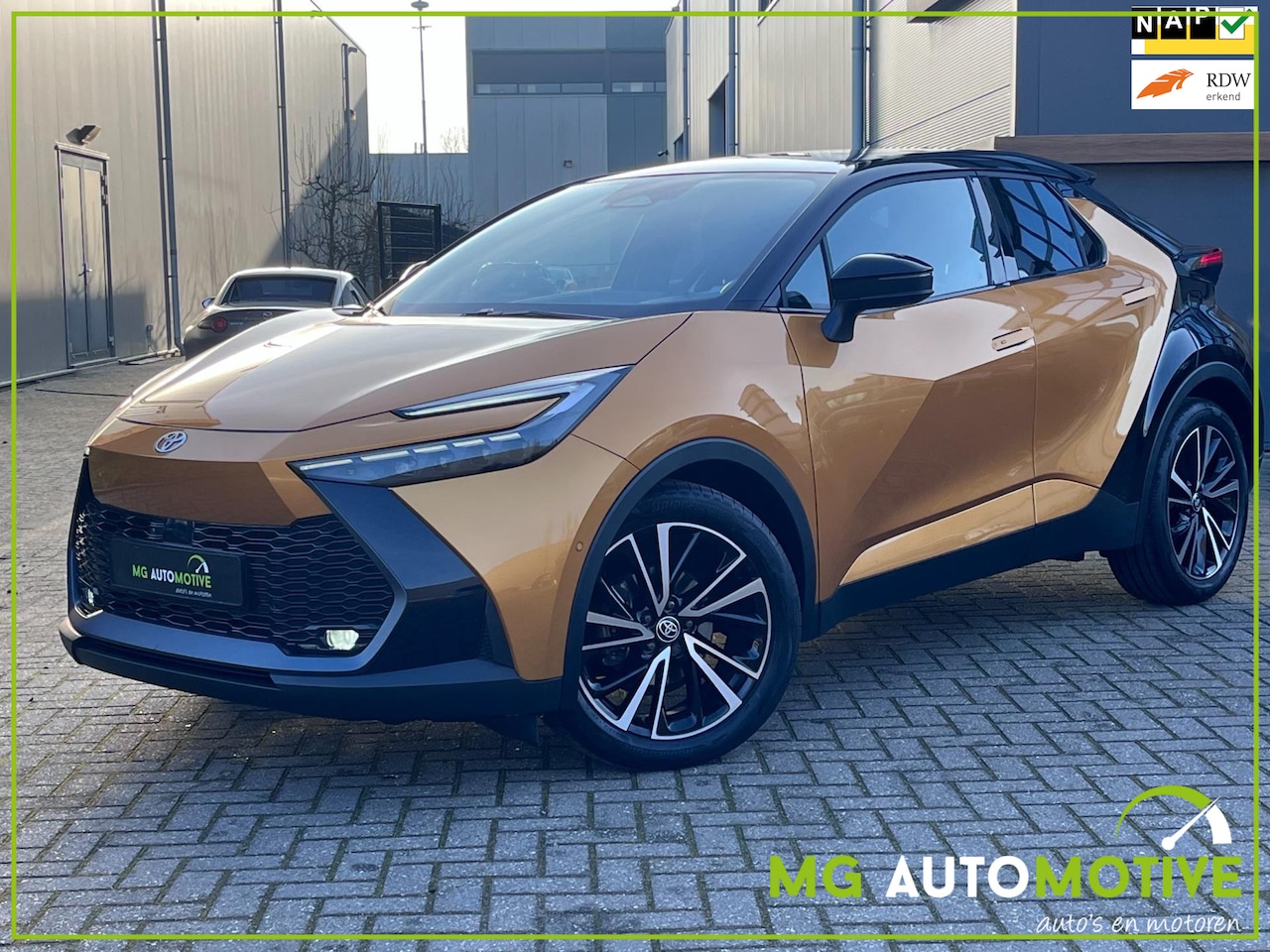 Toyota C-HR - 2.0 Hybrid 200 Première Edition | Leder | Pano | HUD | Navi | 1e eig - AutoWereld.nl