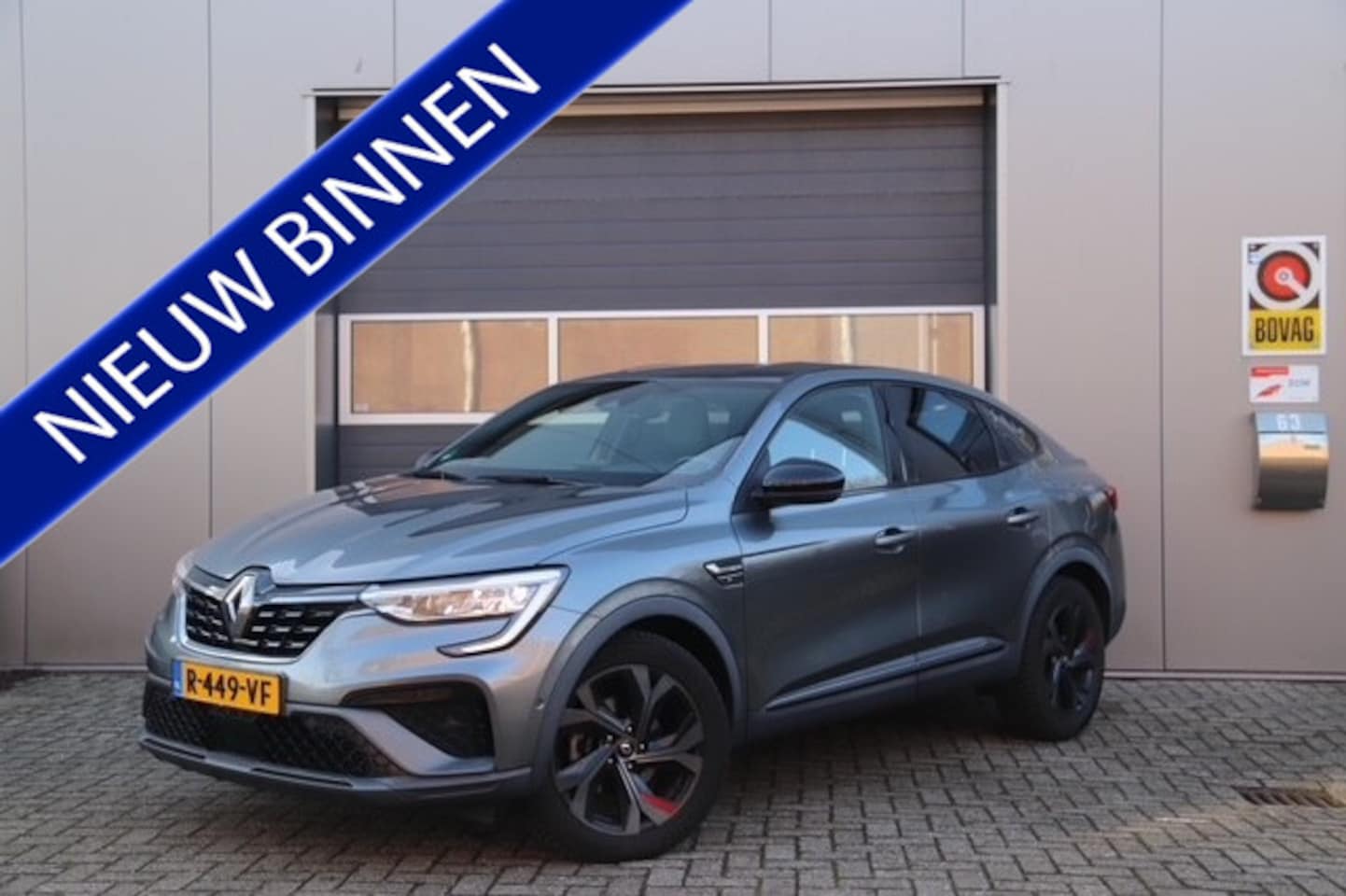 Renault Arkana - 1.6 E-Tech Hybrid 145 R.S. Line, Stoel & Stuurverwarmd, Camera, inklapbare Trekhaak - AutoWereld.nl