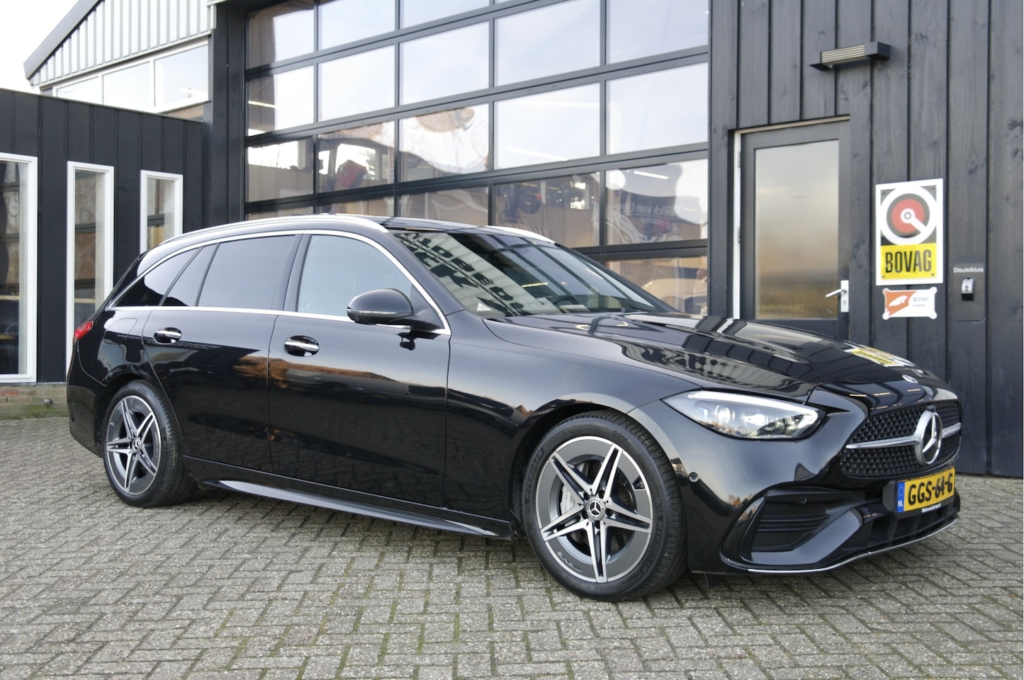 Mercedes-Benz C-klasse Estate - 180 Star Edition AMG Line | NL-Auto | Fabrieksgarantie | Dealer Onderhouden - AutoWereld.nl