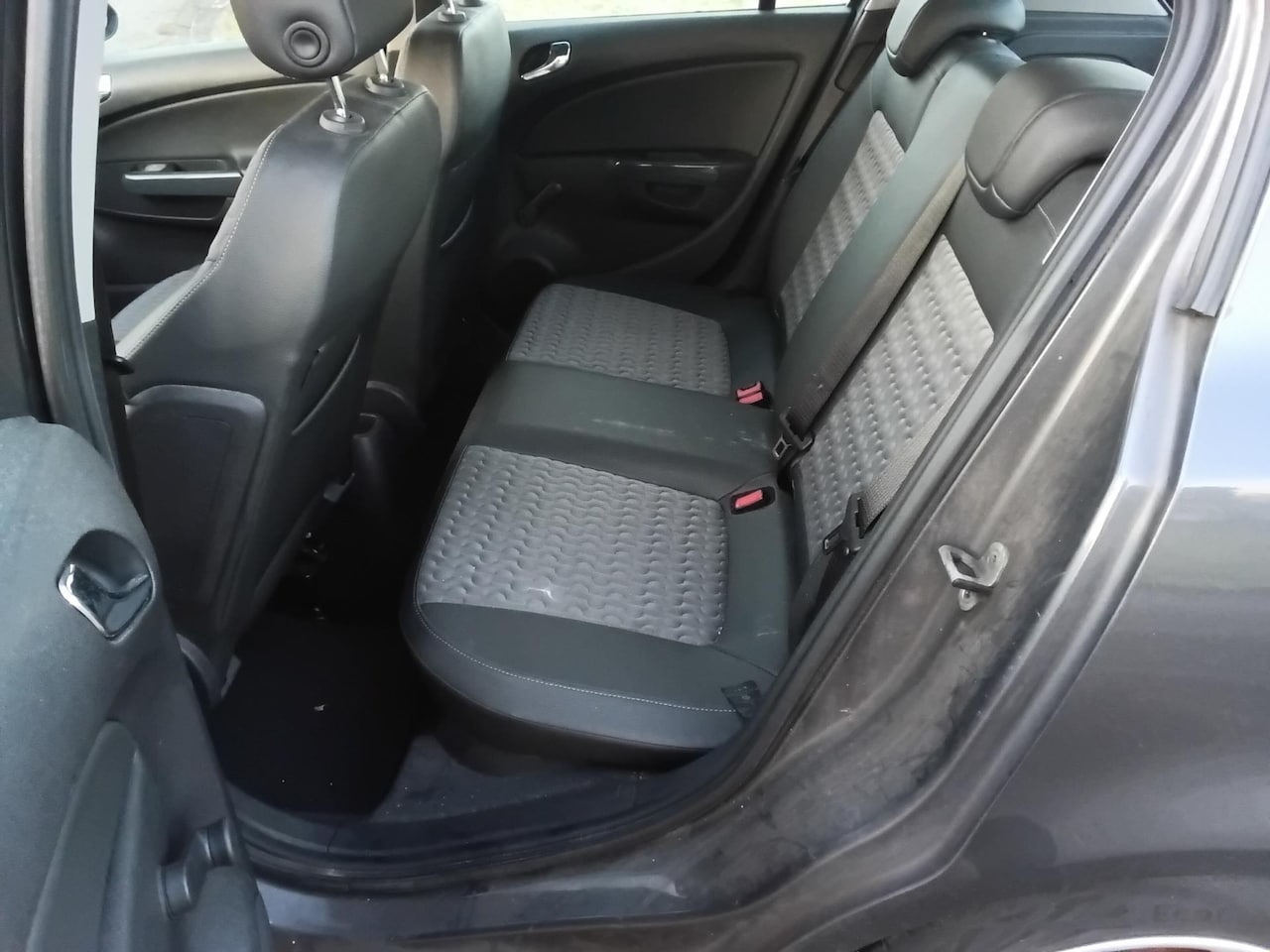 Opel Corsa - 1.3 CDTi EcoFlex S/S Cosmo