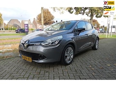Renault Clio - 1.2 Expression automaat/navigatie/cruise
