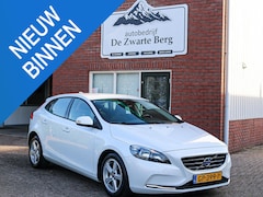Volvo V40 - 2.0 D2 Kinetic Business