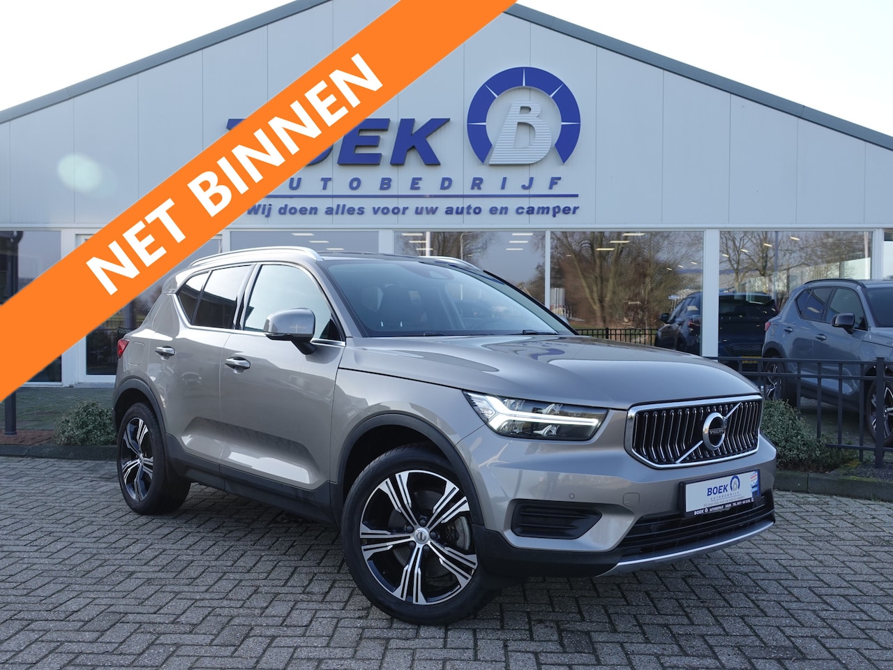 Volvo XC40 - 1.5 T4 Recharge Inscription Expr. NAVI | PDC V+A | LMV | CRUISE - AutoWereld.nl