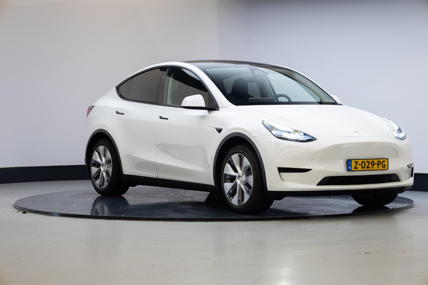 Tesla Model Y - RWD 58 kWh RWD 58 kWh - AutoWereld.nl