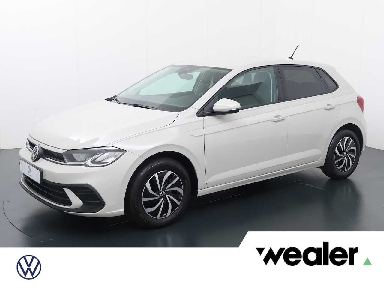 Volkswagen Polo - 1.0 TSI Life | 95 PK | Trekhaak afneembaar | Navigatiesysteem | Parkeersensoren | - AutoWereld.nl