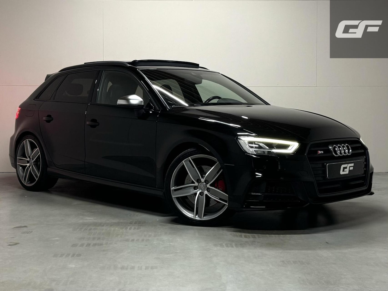 Audi S3 - 2.0 TFSI S3 Quattro Pano RS Seats B&O Virtual ACC Sfeerv. - AutoWereld.nl