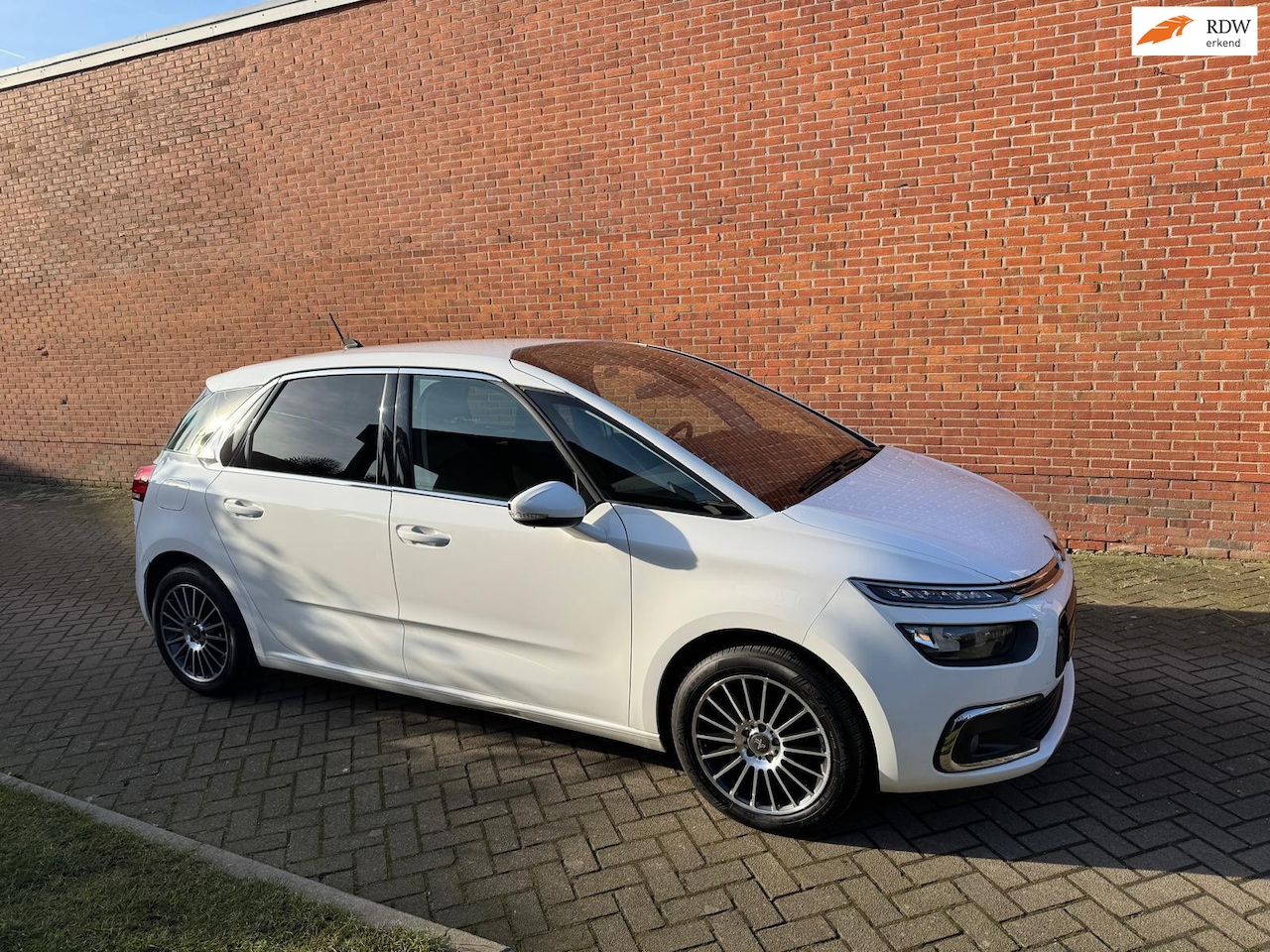 Citroën C4 SpaceTourer - 1.5 BlueHDI Business Clima Cruise Navi Camera - AutoWereld.nl