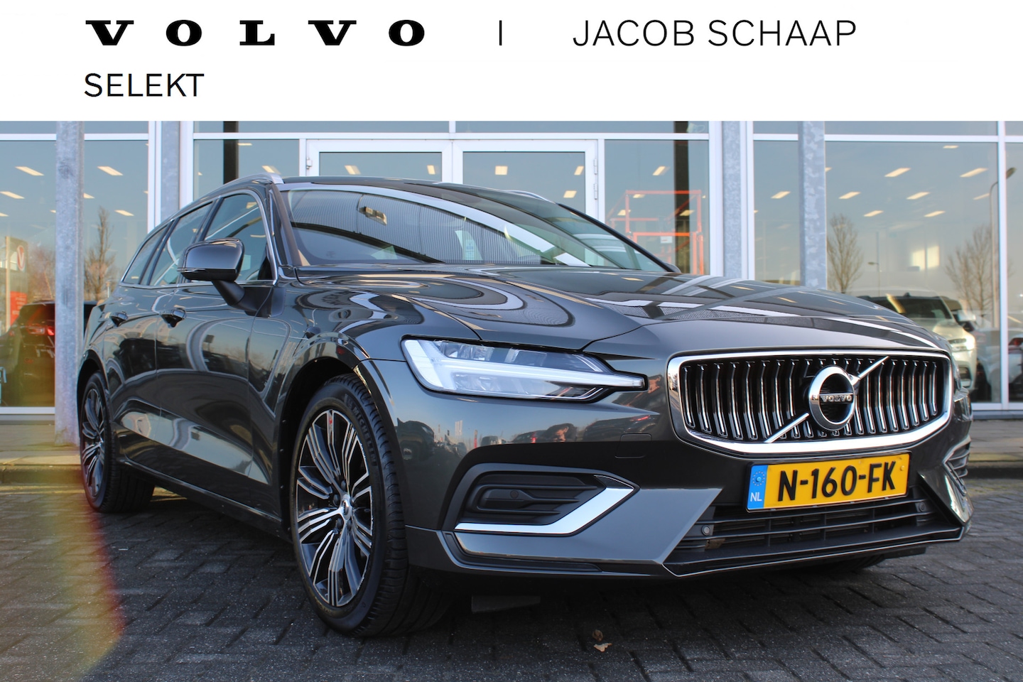 Volvo V60 - B3 Automaat Inscription | Adapt. Cruise | Verw. Voorstoelen | Camera | 18" LMV | DAB | Key - AutoWereld.nl