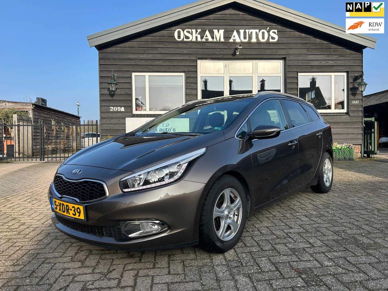 Kia Cee'd Sportswagon - 1.6 GDI ComfortLine 1.6 GDI ComfortLine - AutoWereld.nl