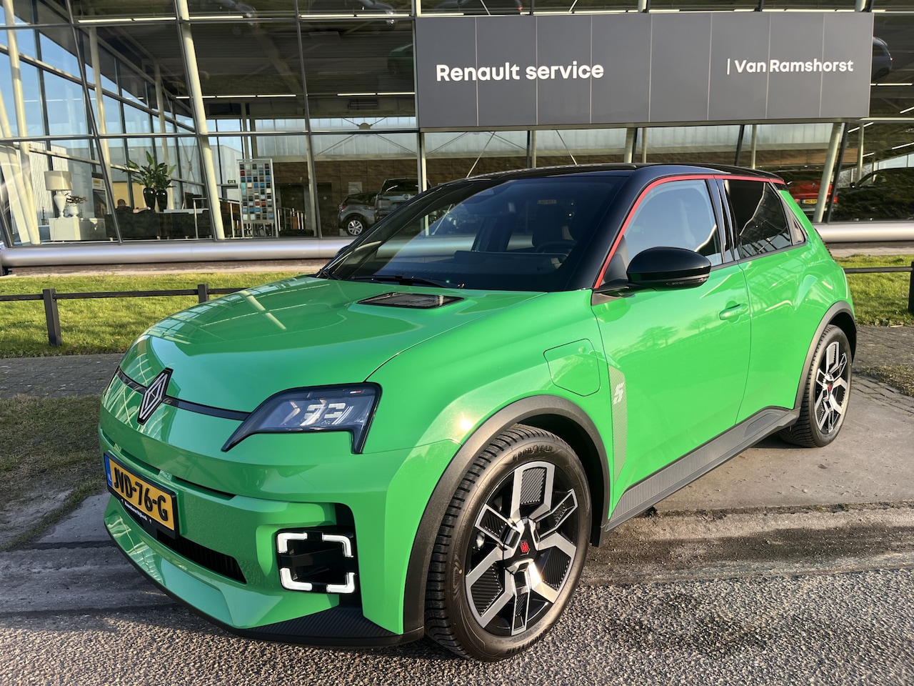 Renault 5 - urban range techno 40 kWh / Camera / Stoelverw.+Stuurverw. / Apple Carplay - Android Auto - AutoWereld.nl