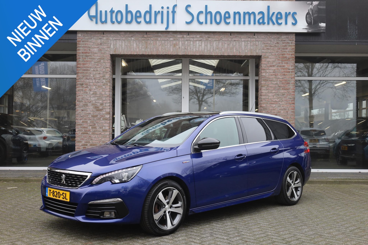 Peugeot 308 SW - 1.2 PureTech GT-line PANO STOELVERW/MASSAGE CARPLAY HALFLEER 2xPDC ZWARTE-HEMEL CRUISE STU - AutoWereld.nl