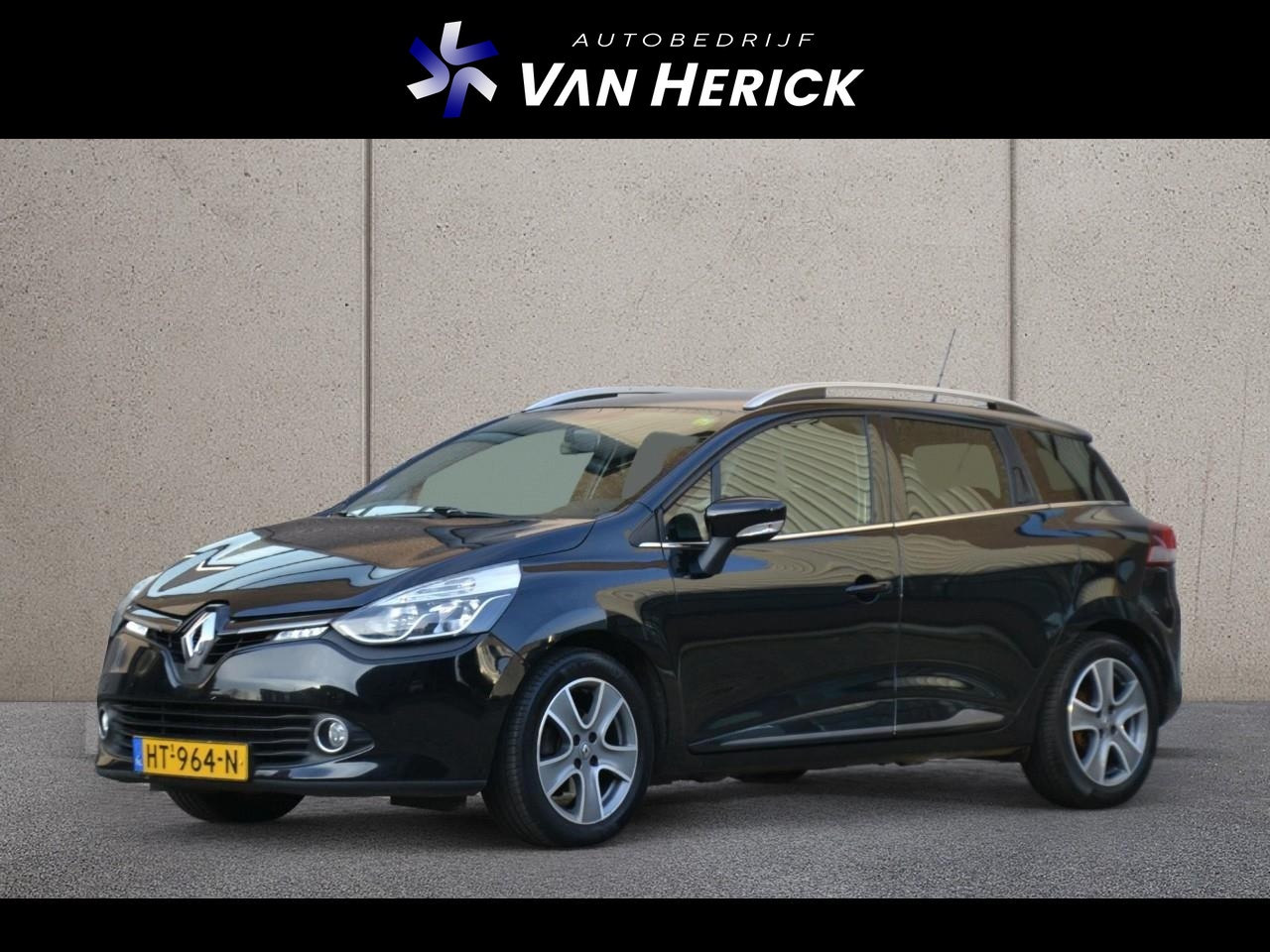 Renault Clio Estate - 0.9 TCe Night&Day | Navigatie | Cruise Control | Achteruitrijcamera - AutoWereld.nl