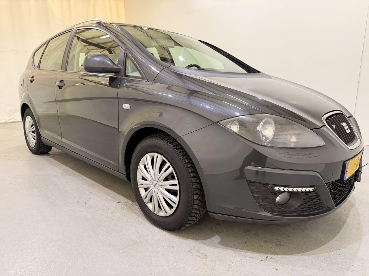 SEAT Altea XL - 1.6 TDI Style Navi/Clima - AutoWereld.nl