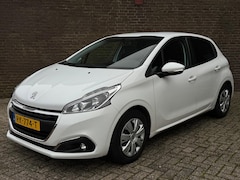 Peugeot 208 - 1.2 PureTech Blue Lion Groot Navi Carplay Parkeersens. Cruise Contr