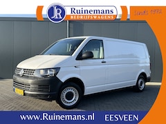 Volkswagen Transporter - 2.0 TDI 102 PK / L2H1 / UNIEK 29.774 KM / 1e EIGENAAR / TREKHAAK / AIRCO / 3 ZITS