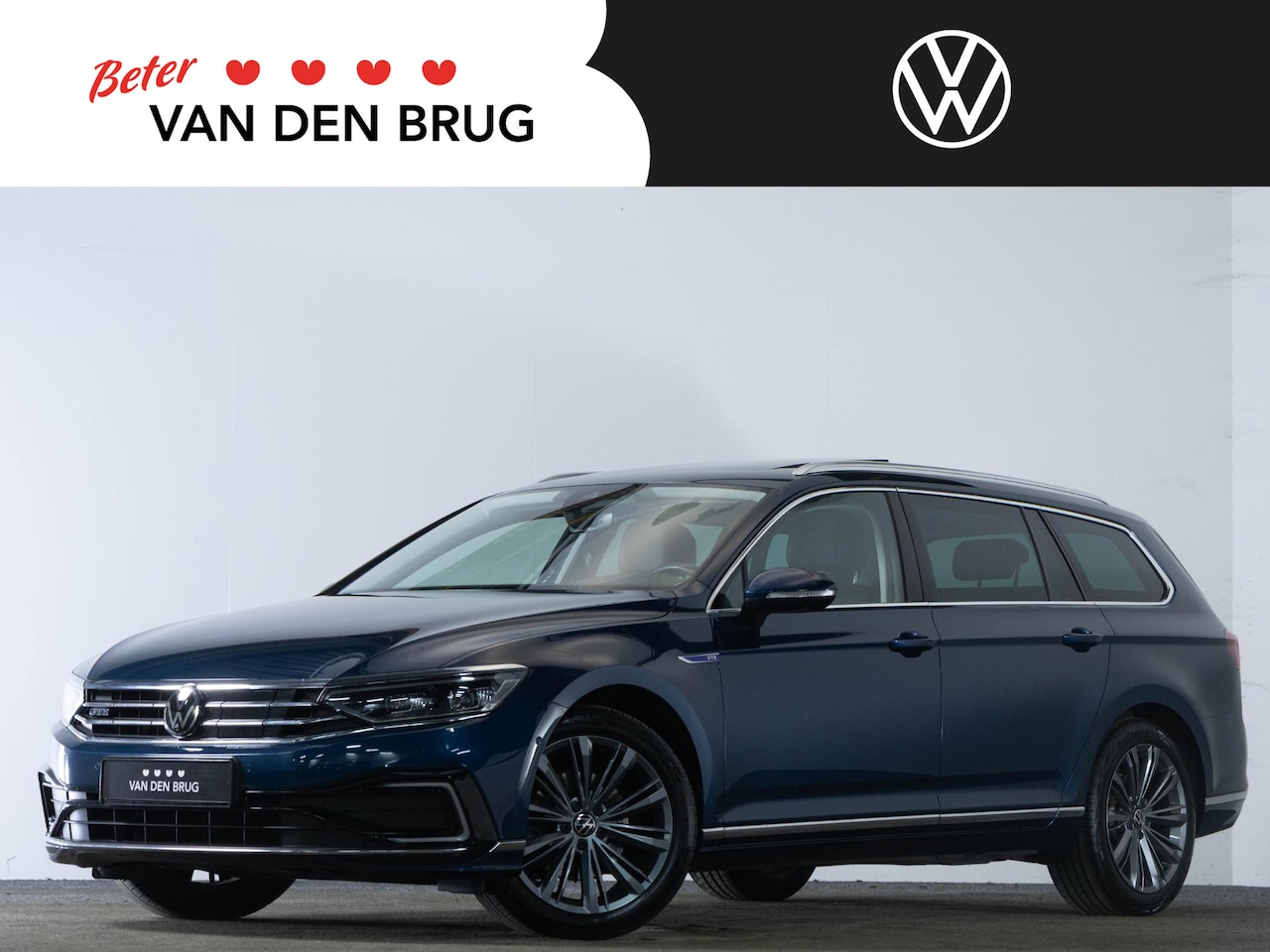 Volkswagen Passat - GTE 1.4 TSI 218 PK DSG Highline PHEV | LED Matrix IQ | Panoramadak | Trekhaak | 360 Camera - AutoWereld.nl