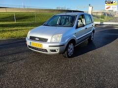 Ford Fusion - 1.6-16V Centennial SUPERNETJES