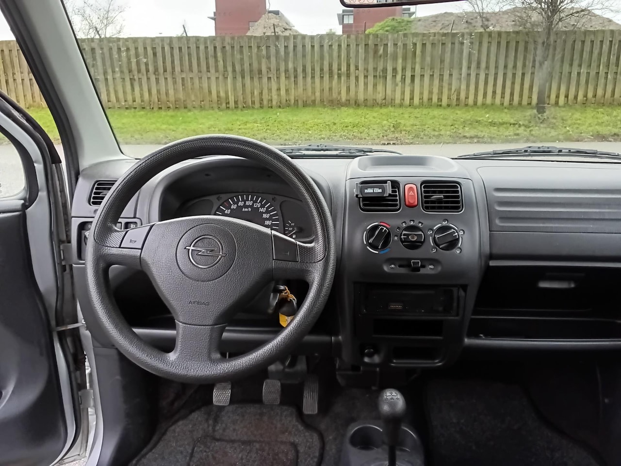 Opel Agila - 1.0-12V Essentia 137000km NAP