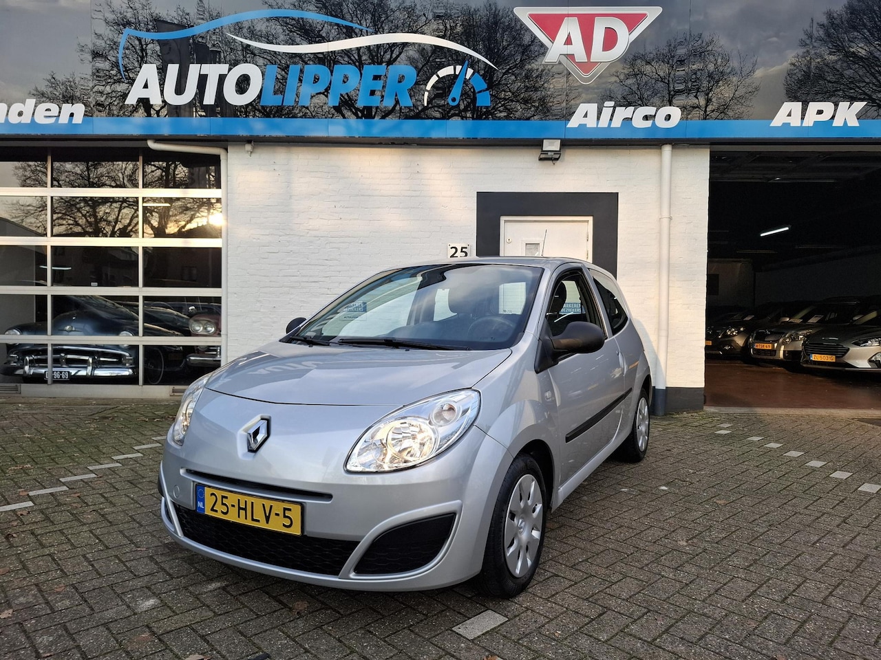 Renault Twingo - 1.2 Authentique /Airco/Nieuwe apk bij aflevering/1e eigenaar - AutoWereld.nl
